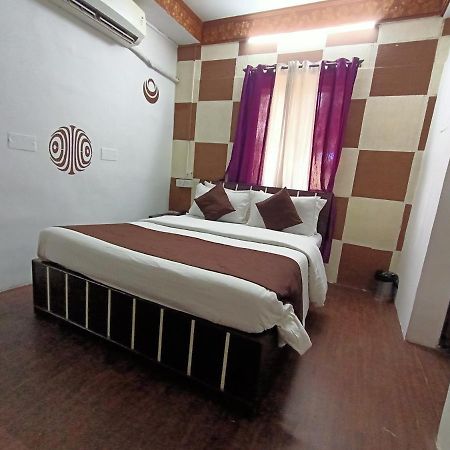 Kalpataru Hometel Mumbai Exterior photo