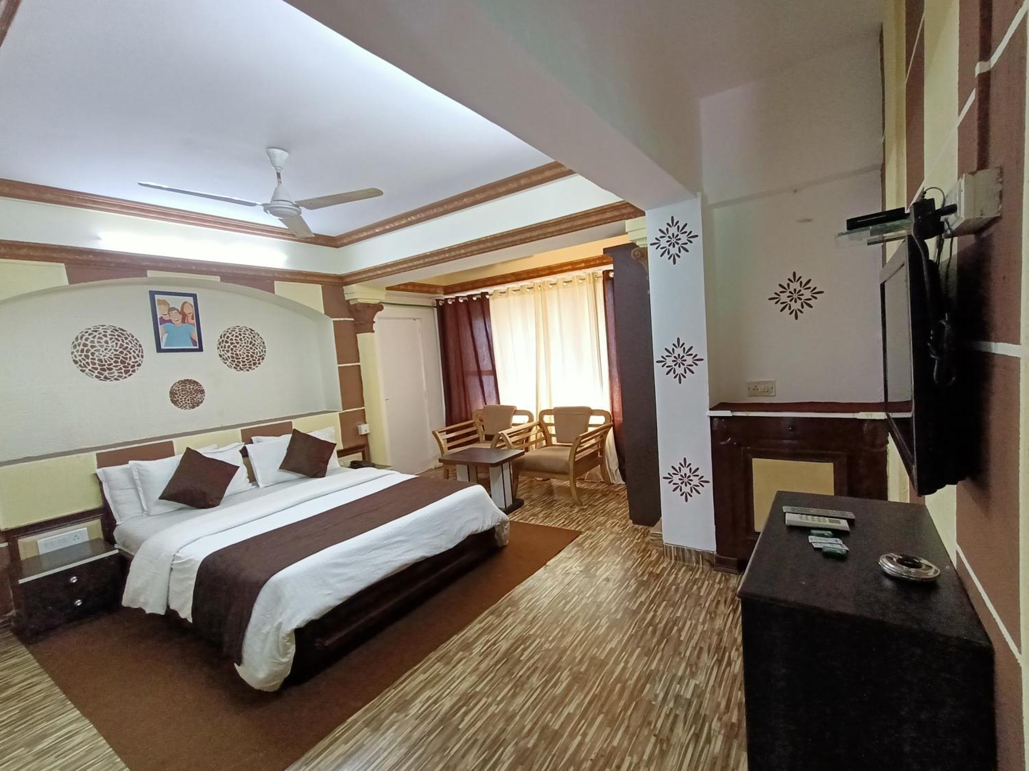 Kalpataru Hometel Mumbai Exterior photo