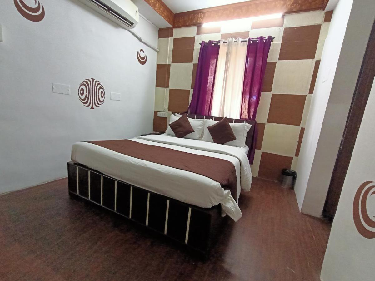 Kalpataru Hometel Mumbai Exterior photo