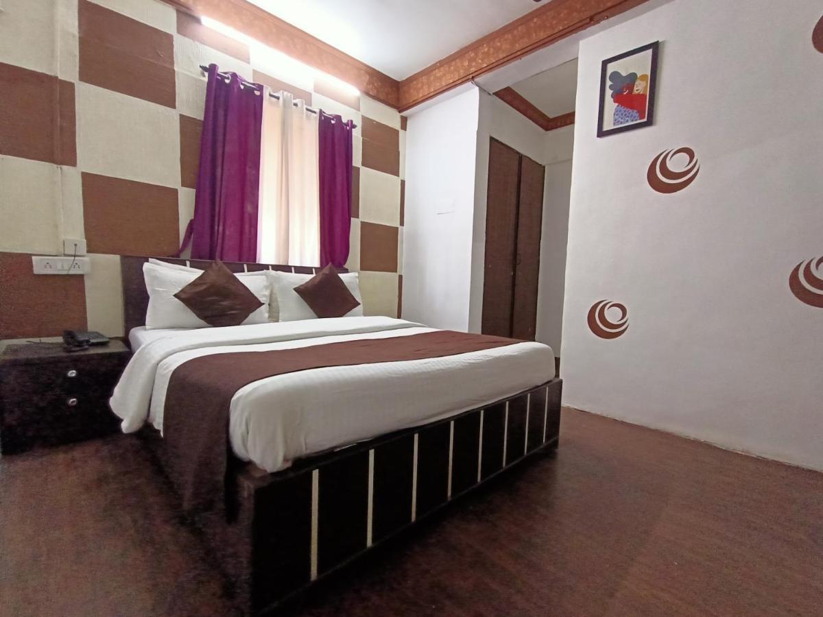 Kalpataru Hometel Mumbai Exterior photo