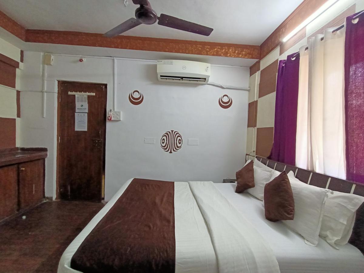 Kalpataru Hometel Mumbai Exterior photo